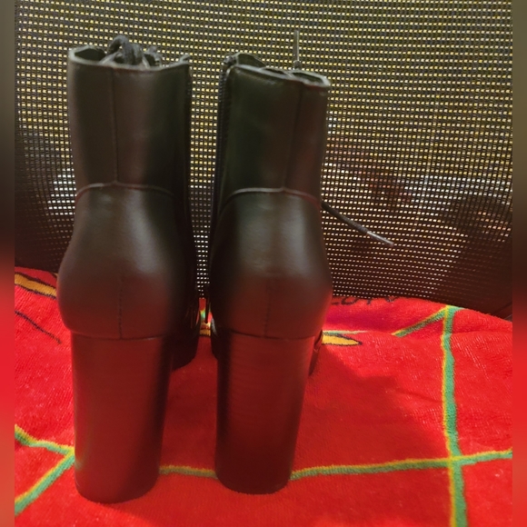 Primark Women's Black Leather Boots  Size 7 - Picture 4 of 12